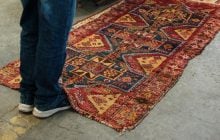 Ковры на полу ушли в прошлое: почему они не в моде и чем их заменяют