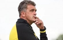 Екстренера збірної України з футболу оштрафували за російську мову