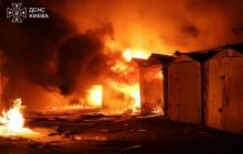 Росіяни вчергове атакували Київ: виникли масштабні пожежі, є постраждалі (фото)