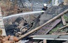 Россия атаковала дронами Киевскую область: горят склады, есть пострадавший