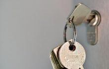 Ключ зламався прямо в замку: експерти розповіли, як його витягнути