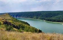 Від казкових фортець до мальовничого Дністра: чим туристів вражає Хмельниччина