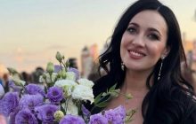 46-річна Вітвіцька замилувала мережу новими фото з округлим животиком