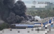 Росіяни вдарили по торговельному центру в Запоріжжі, кількість поранених зросла (фото,відео)