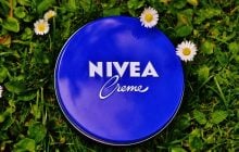 Для чого насправді потрібен класичний крем Nivea у синій баночці: пояснення дерматологині