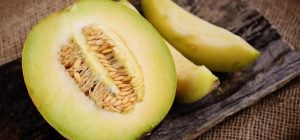 Как выбрать самую сладкую дыню: 6 признаков укажут на спелость