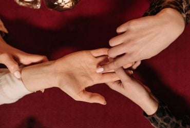 Эти знаки на ладони есть не у всех: что они означают