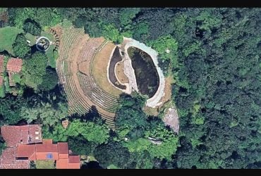 "Стародавній" римський театр, популярний серед туристів, виявився підробкою