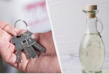 Зачем брызгать уксусом на ключи: простой домашний трюк, о котором знают единицы