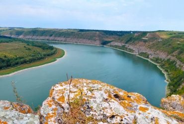 До себе через рідне: стартувала нацкампанія з відновлення психіки українців через туризм
