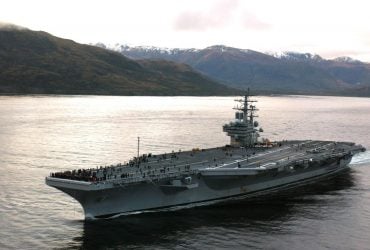 США срочно возвращают в строй авианосец USS Ronald Reagan