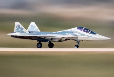 Россия будет испытывать истребитель шестого поколения на Су-57