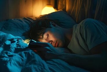 Две функции Android тайно разряжают смартфон ночью: их лучше отключить