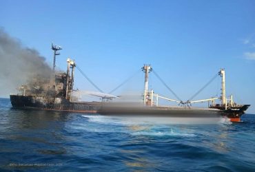 РФ намагається заблокувати Чорне море, але до Одеси щоденно заходять кораблі, - Зеленський