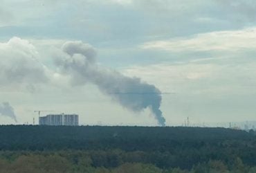 Один з найбільших НПЗ Росії призупинив роботу після української атаки, – Reuters