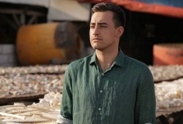 "Детонація - це страшно": зірка "Ліги сміху" показав пошкоджений будинок родичів під Києвом