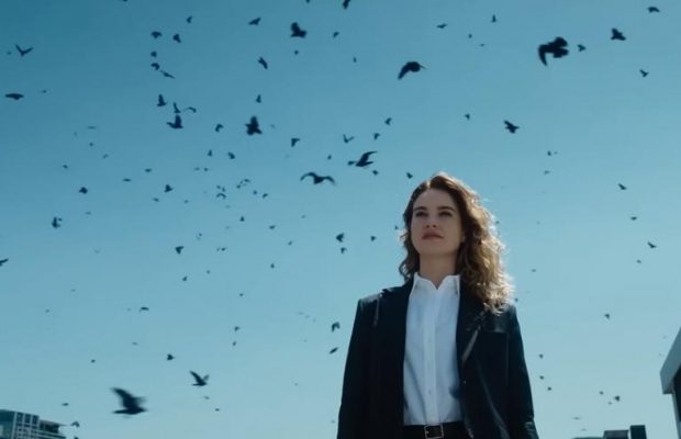С Лили Джеймс: вышел трейлер японской версии "Плохого лейтенанта" (видео)