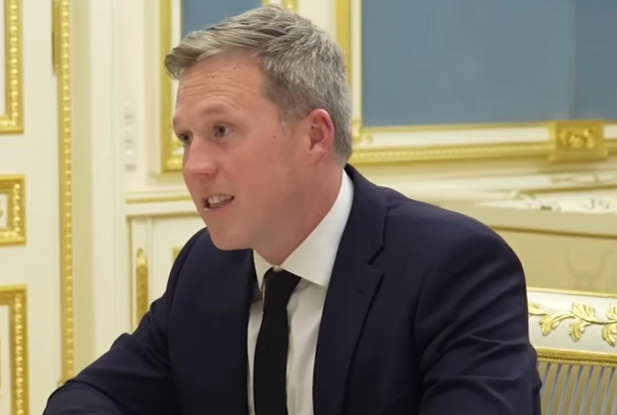 Міністр армії США подав у відставку через напружені відносини з головою Пентагону, - WSJ Міністр армії США подав у відставку через напружені відносини з головою Пентагону, - WSJ