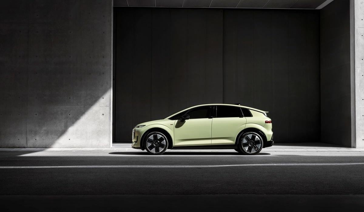 Audi відродила культову бюджетну модель: оприлюднено фото новинки Audi відродила культову бюджетну модель: оприлюднено фото новинки