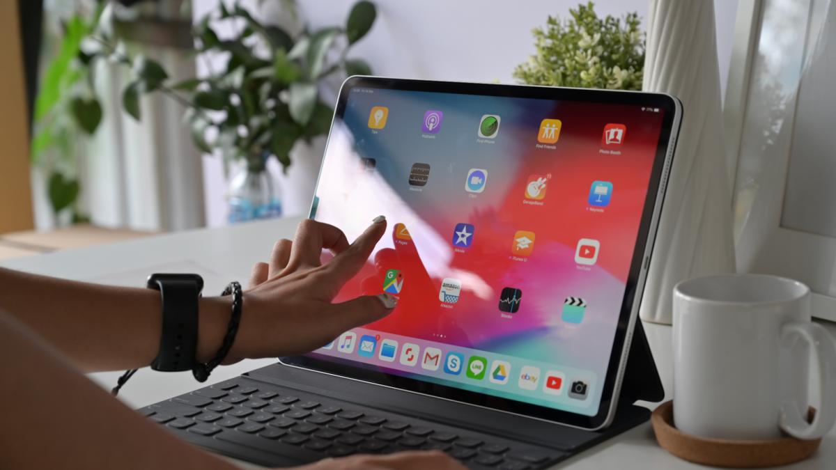 Apple не закончила с анонсами: до конца года компания покажет еще 8 устройств Apple не закончила с анонсами: до конца года компания покажет еще 8 устройств