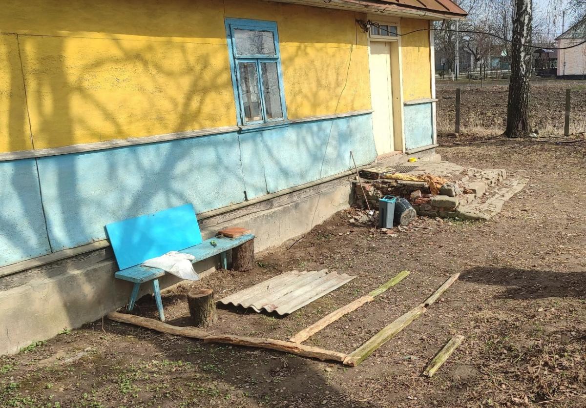 Супруги купили дом в селе за 4 тысячи долларов и изменили его до неузнаваемости (фото) Супруги купили дом в селе за 4 тысячи долларов и изменили его до неузнаваемости (фото)