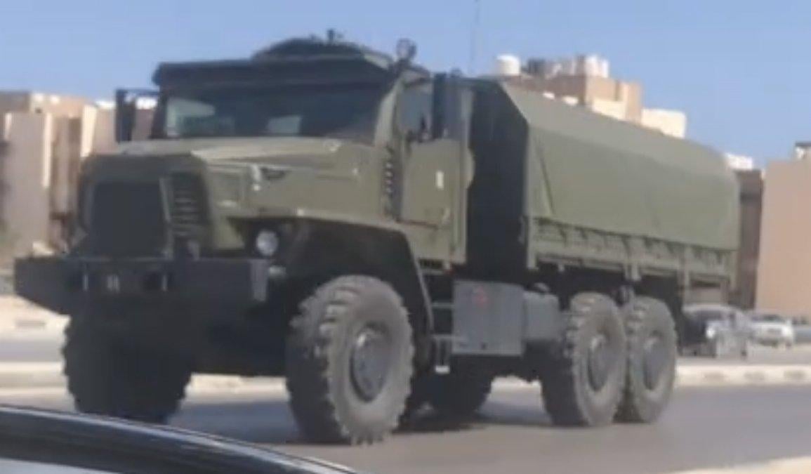 Россия отправила в Ливию новый конвой с военной техникой Россия отправила в Ливию новый конвой с военной техникой