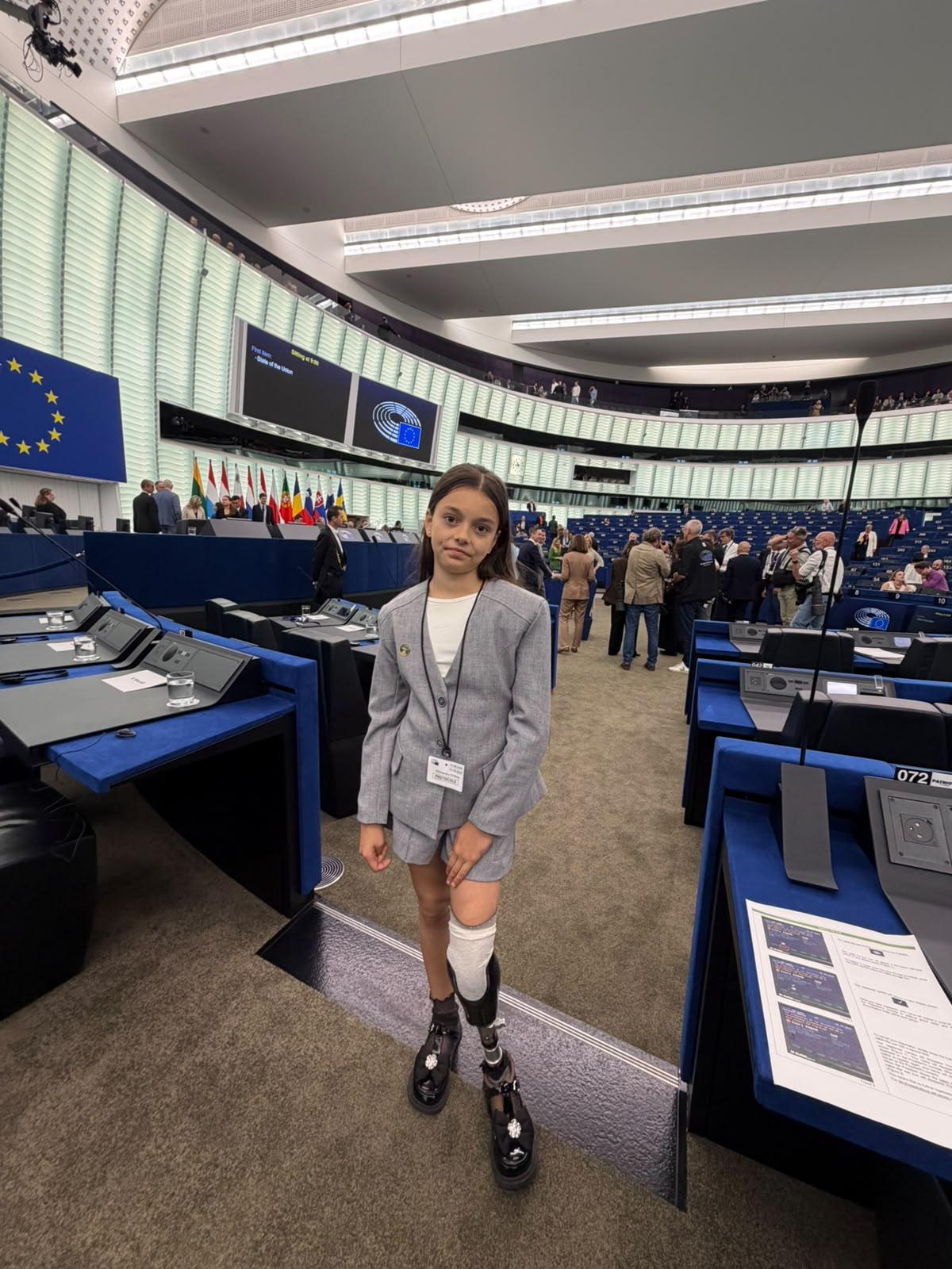 Урсула фон дер Ляйен рассказала Европарламенту о Саше Паскаль и её 'Танце свободы'