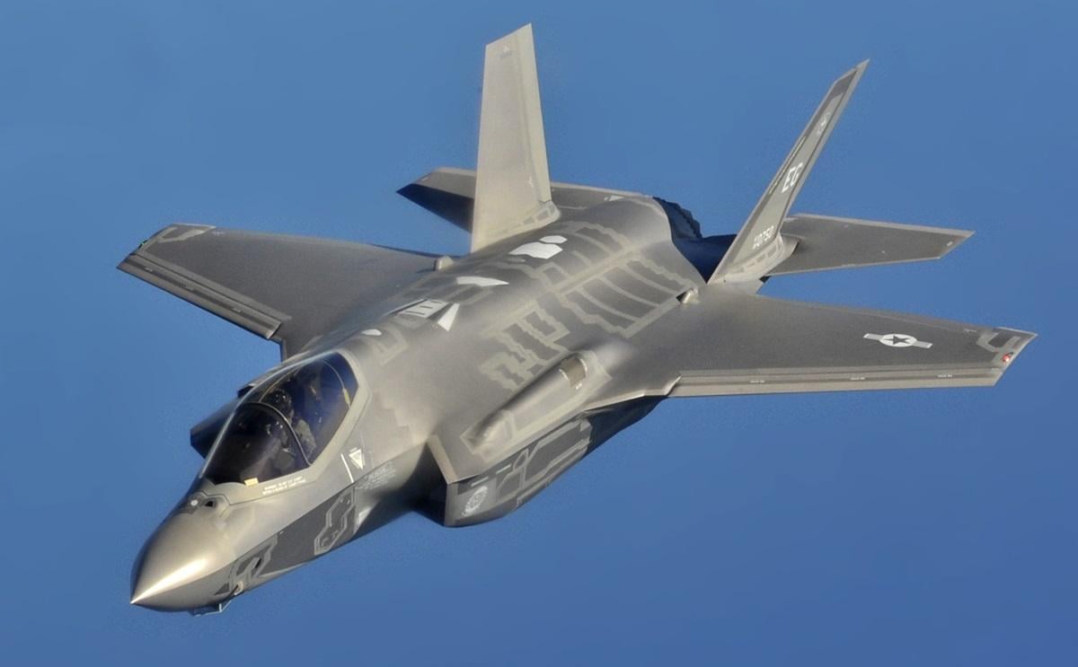 Секретные технологии F-35 оказались в Гонконге: в США забили тревогу, - Politico Секретные технологии F-35 оказались в Гонконге: в США забили тревогу, - Politico