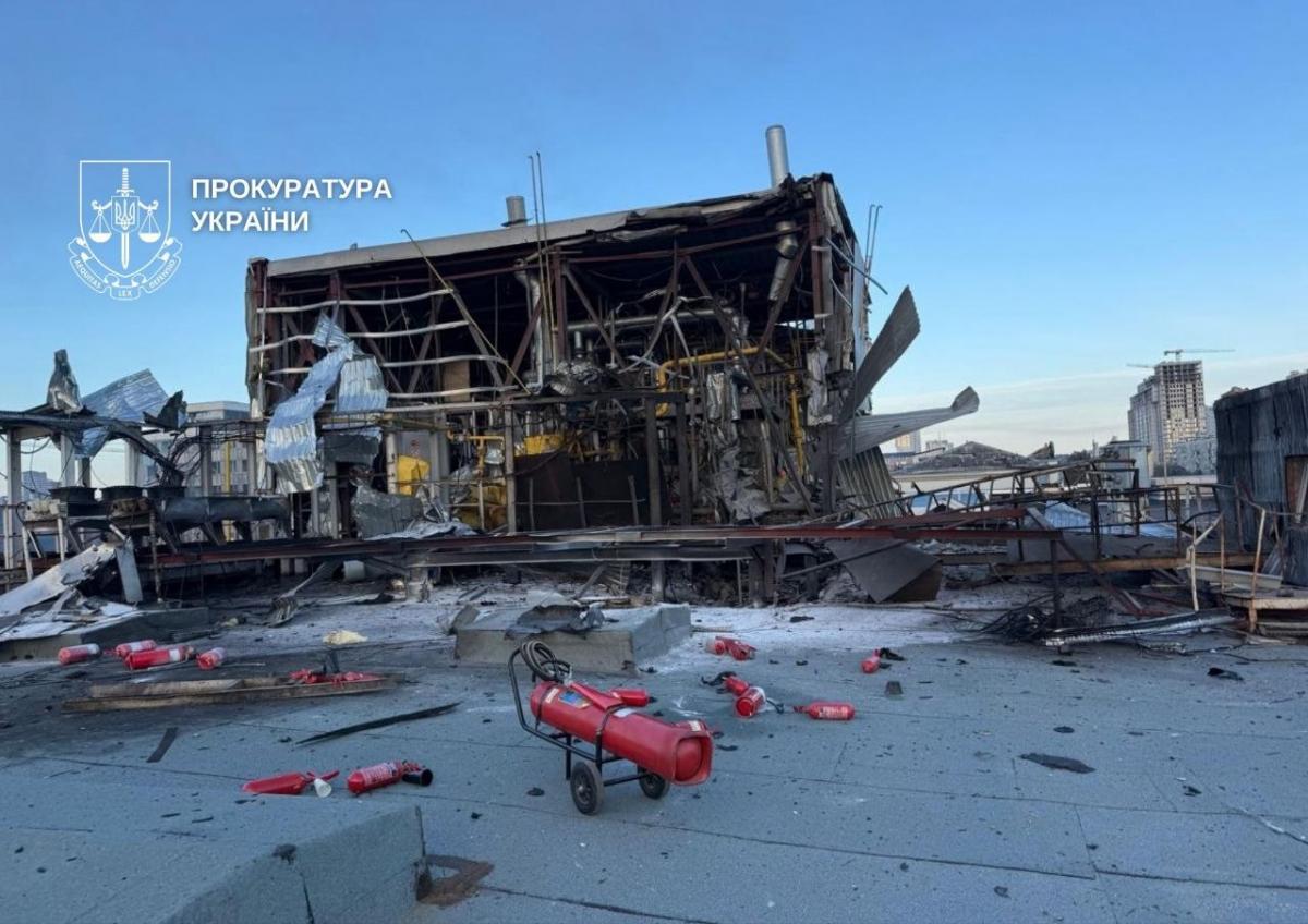 В Киеве российские дроны поразили школу и СТО, в Вишневом прилет по трассе (фото, видео) В Киеве российские дроны поразили школу и СТО, в Вишневом прилет по трассе (фото, видео)