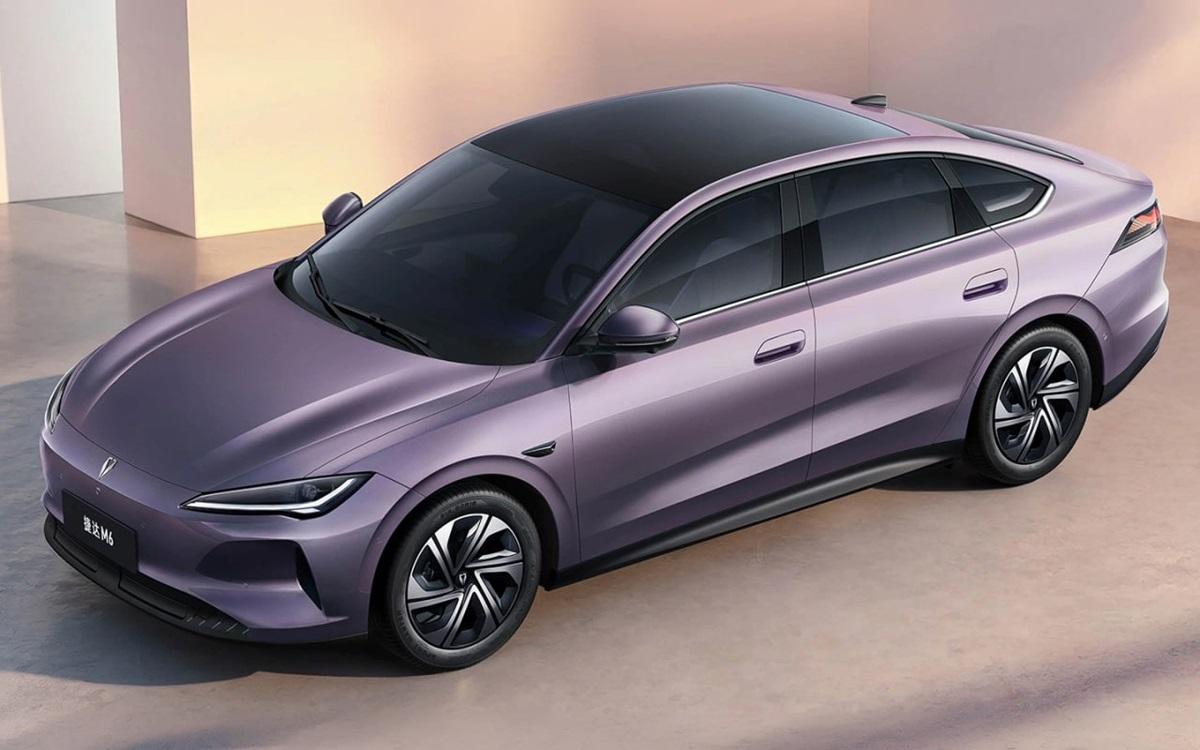 Суббренд Volkswagen начал продавать недорогой электроседан с большим запасом хода (фото) Суббренд Volkswagen начал продавать недорогой электроседан с большим запасом хода (фото)