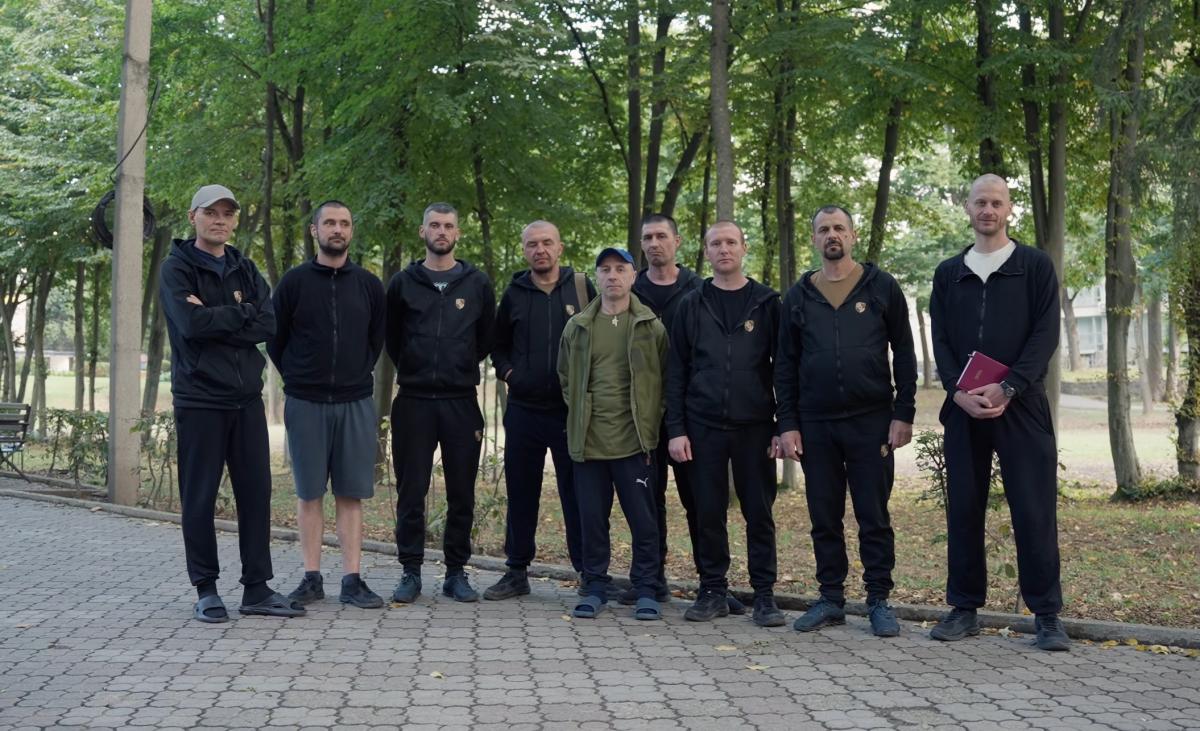Военные, которые считались пропавшими без вести, рассказали о возвращении из российского плена