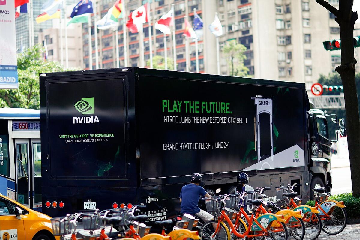 Воры угнали грузовики с логотипом Nvidia, но внутри их ждал неприятный сюрприз