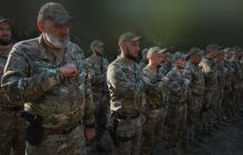 Скандальний полк "Скеля" вже воює на фронті під підпорядкуванням корпусу "Азов"