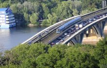 В Киеве запустят временный автобус через мост Метро: какой маршрут
