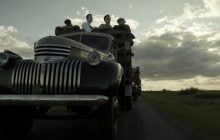 Netflix показал трейлер "Москито Боул" с Биллом Скарсгардом (видео)