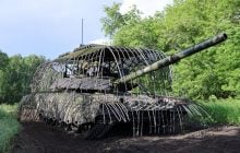 Российской армии передали партию танков Т-80БВМ с новыми штурмовыми комплектами (фото)