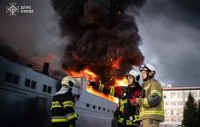 РФ атакувала склад реквізиту студії "Квартал 95": згоріли костюми і декорації