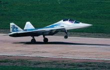 Російський Су-57 полетів до Єгипту без зовнішніх баків: у чому причина