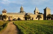 Клад возрастом более 2200 лет скрывался в полу монастыря в Румынии