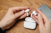 Що краще для AirPods – USB-кабель чи бездротова зарядка: відповідь здивує