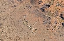 Альпинист обнаружил в горах гигантский загадочный комплекс из каменных кругов