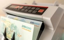 Мільйони за один долар: іранська валюта обвалилася, встановивши історичний антирекорд