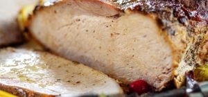 Бабушка делала это перед каждым запеканием: мясо получается мягким, как масло
