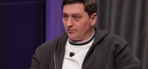 49-летний известный актер публично обратился к старшему сыну и показал редкое фото