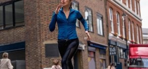Безумный спринт по Лондону: интересные факты о триллере "Бегущая" с Галь Гадот