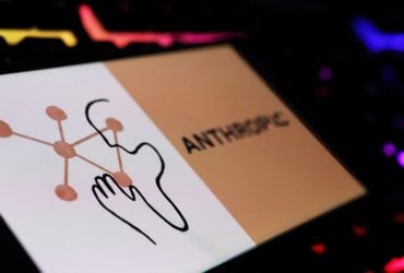 "Мы играем с человеческими жизнями": исследователь Anthropic уволился из страха перед ИИ
