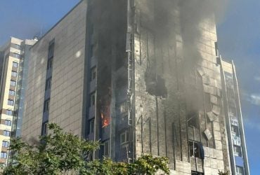 Росіяни атакували будівлю Укрзалізниці в Одесі: є поранені