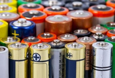 Чи можна змішувати батарейки різних брендів в одному пристрої: точна відповідь