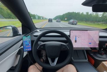 Владелец Tesla попытался проехать 2000 км на автопилоте: что пошло не так