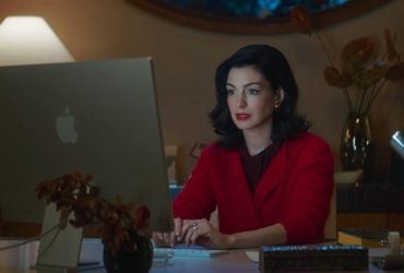 "Верити": обзор "женского" триллера с Энн Хэтэуэй по бестселлеру Колин Гувер